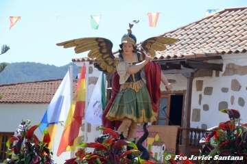 Telde rinde pleitesía a San Miguel en Valsequillo (Foto Francisco Javier Santana y TA)